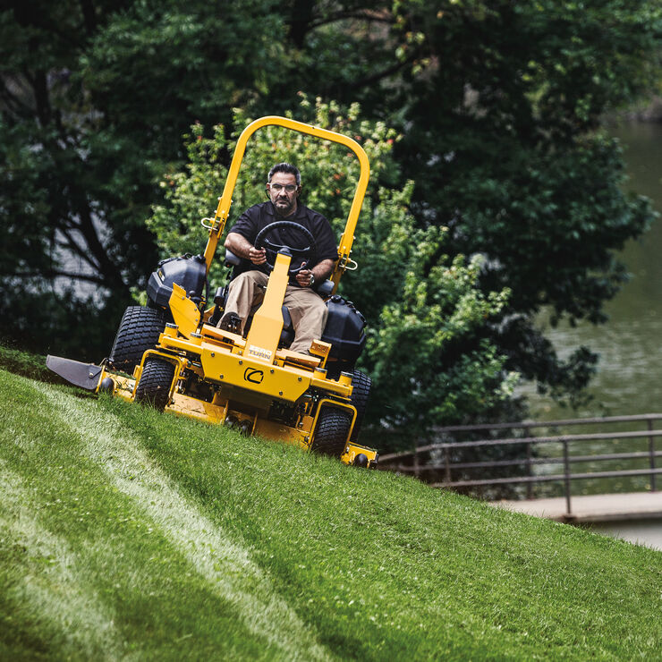 Cub Cadet PRO Z 960S EFI (53FLHUUVA50) Cub Cadet PRO Z 960S EFI (53FLHUUVA50)